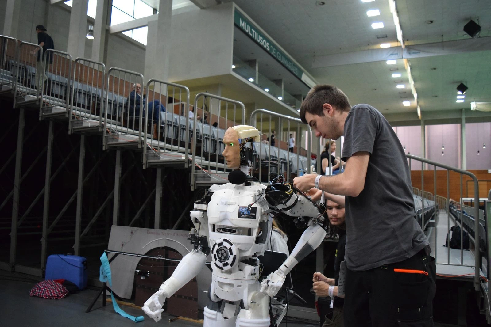 Elektroniker/in - Automatisierungs- und Systemtechnik Titelbild