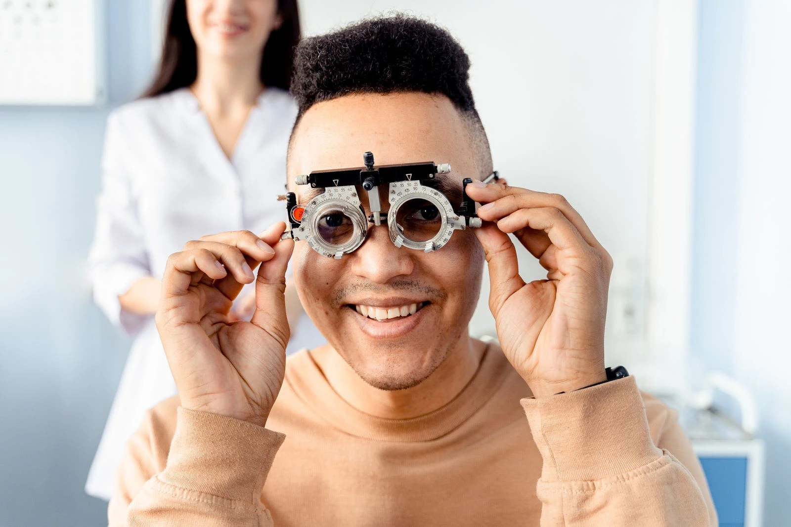 Augenoptiker/-in Titelbild