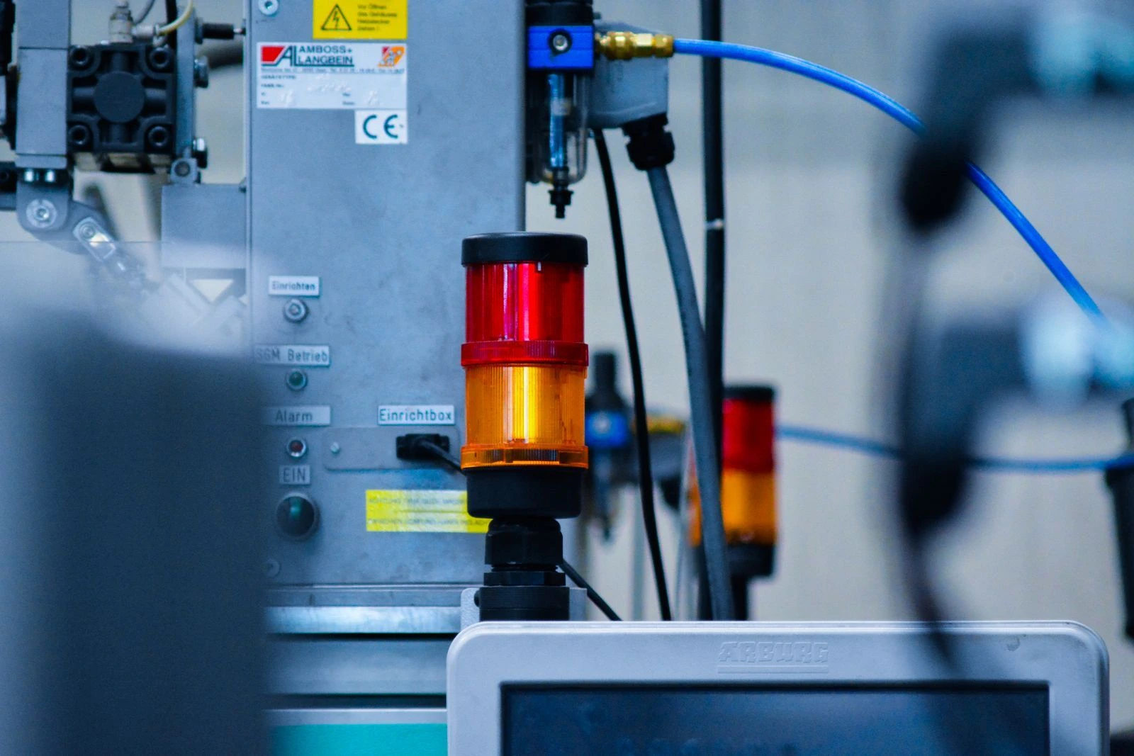 Industrieelektriker/-in Titelbild