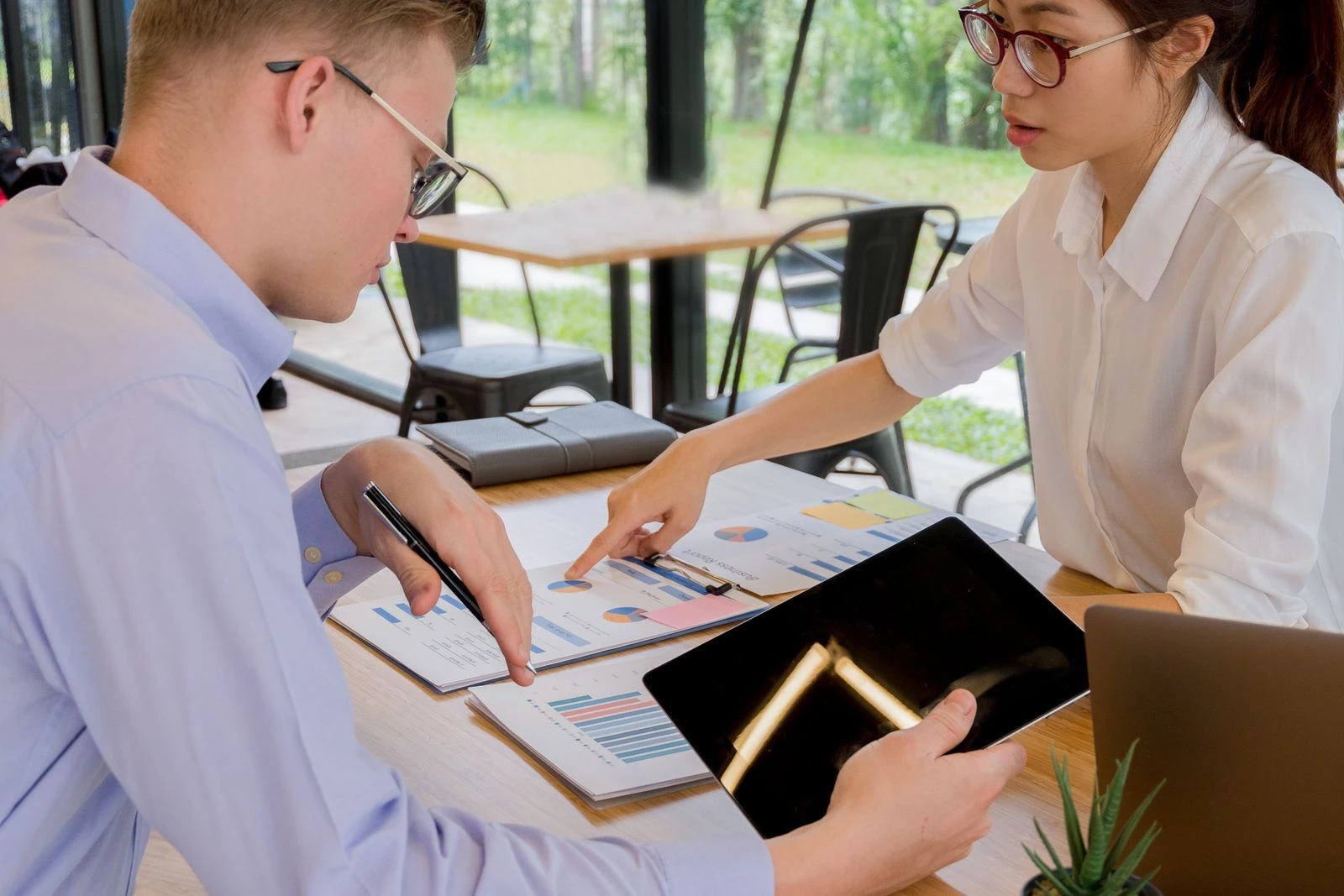 Finanzassistent/in (doppelt qualifizierende Ausbildung) Titelbild